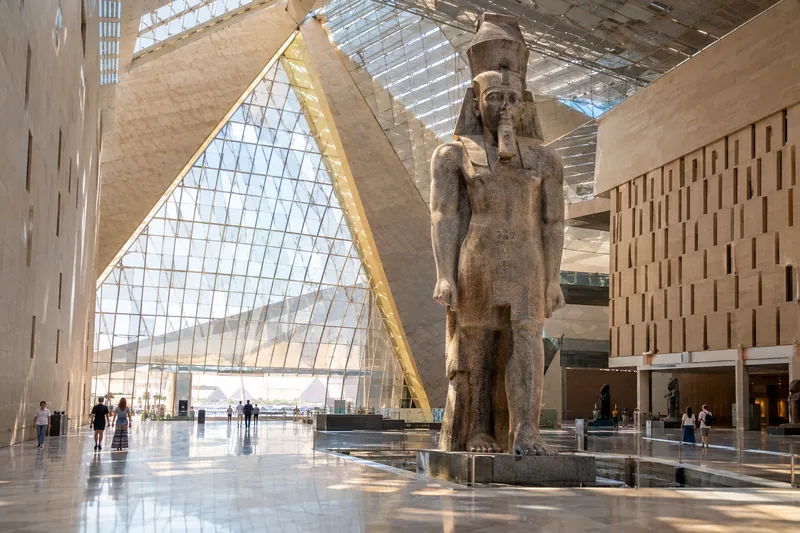 Pyramiden, Sphinx und Großes Ägyptisches Museum