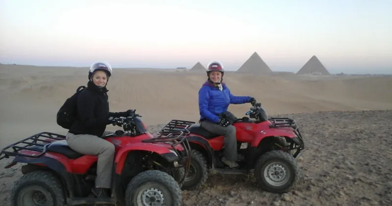 Quadtour bei den Pyramiden